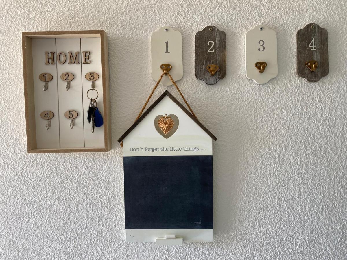 קוגולין 2 Bedrooms, 15 Min Walk To Beach, Ac, Pool & Fiber Internet In A Quiet, Private Gated Domain 5Kms To St Tropez מראה חיצוני תמונה